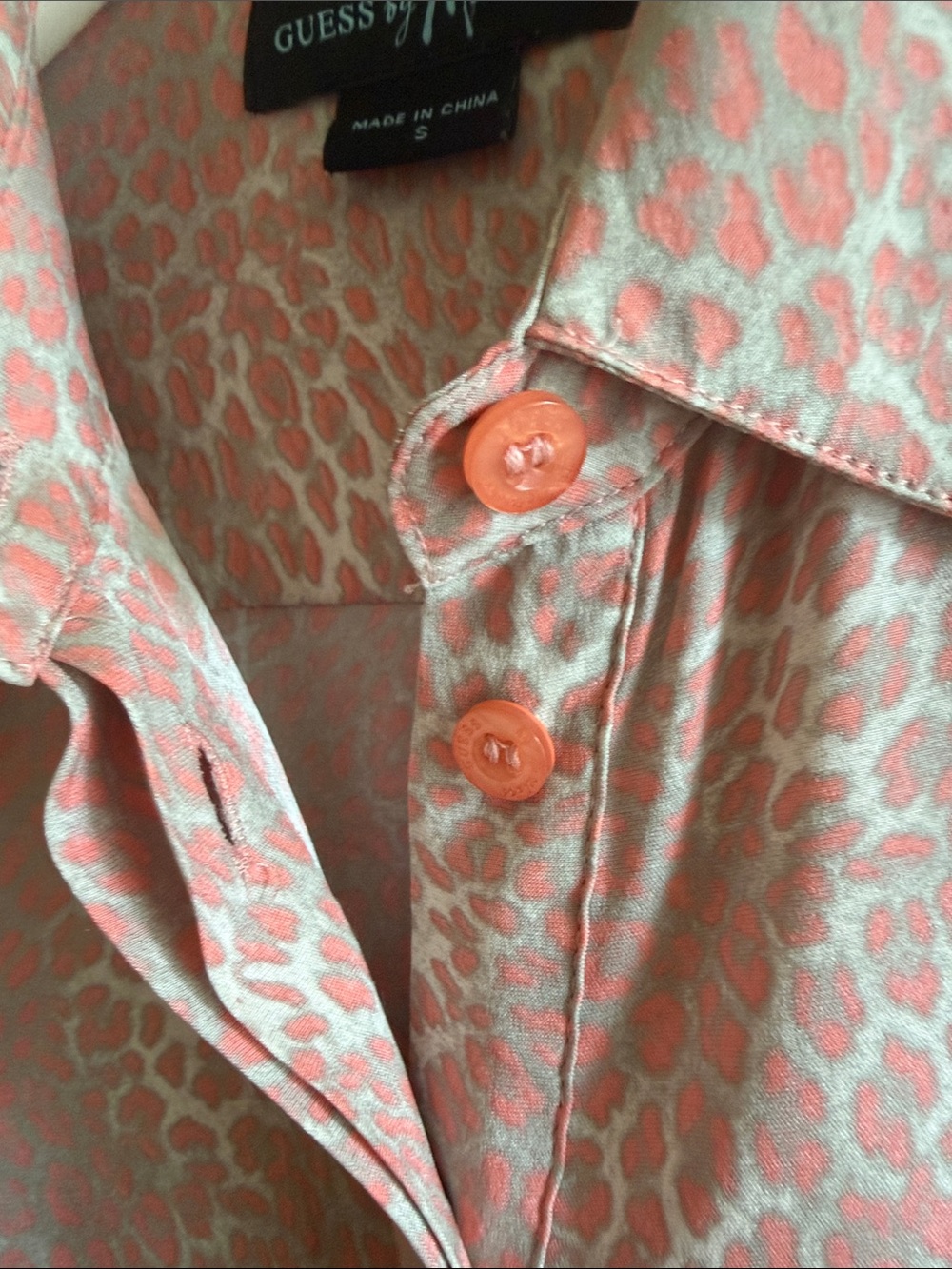 Guess by Marciano size S peach and grey blouse - Picture 8 of 14